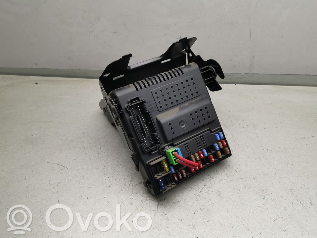 Fuse module   30682981,12216069