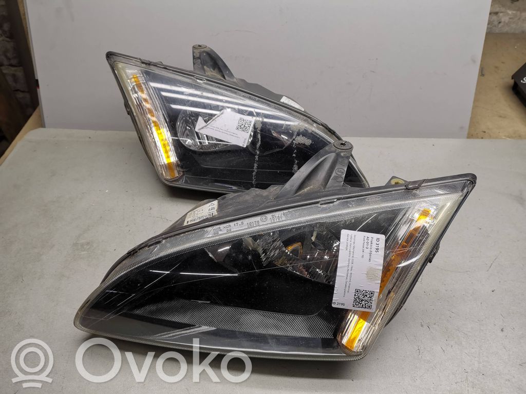 Ford Focus Scheinwerfer Satz Set 