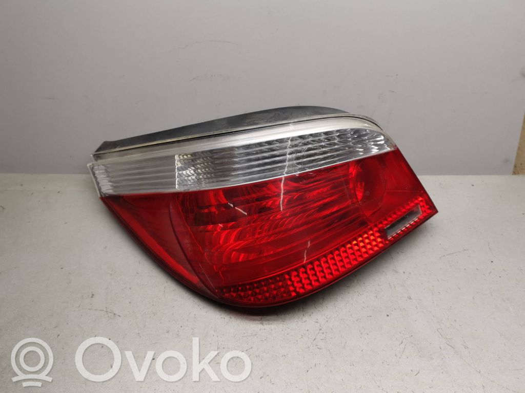 Rear/tail lights   7165737