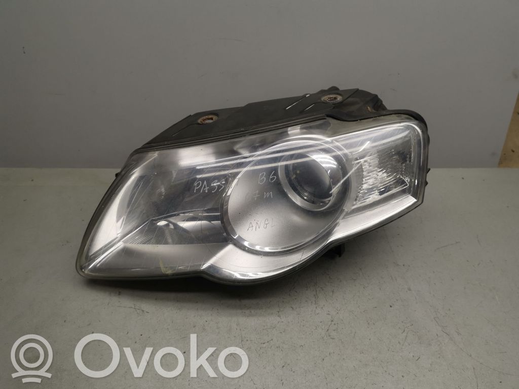 Volkswagen PASSAT B6 Faro/fanale 