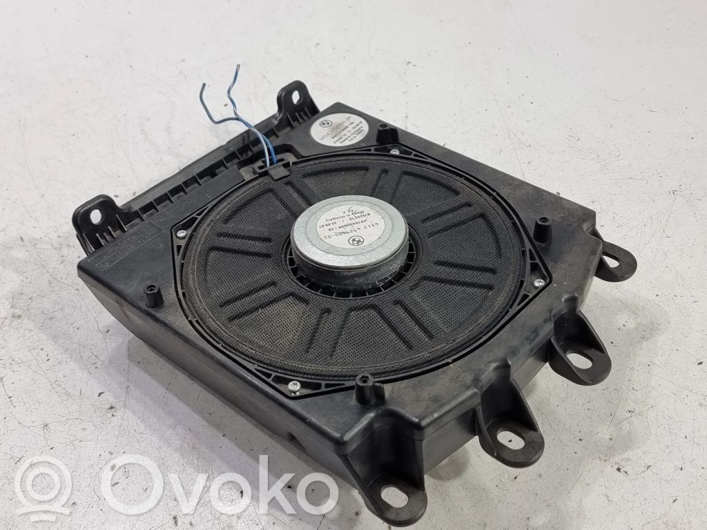 BMW 5 E60 E61 Subwoofer 