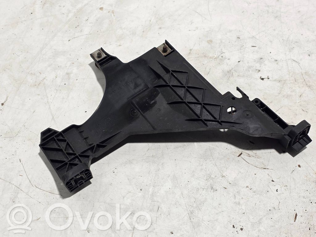 Audi A4 S4 B8 8K Uchwyt / Mocowanie lampy przedniej 