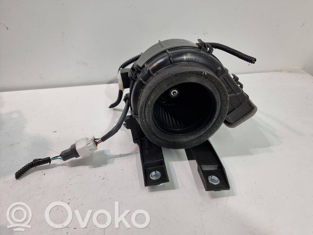 Toyota C-HR I Ventilator aerotermă 