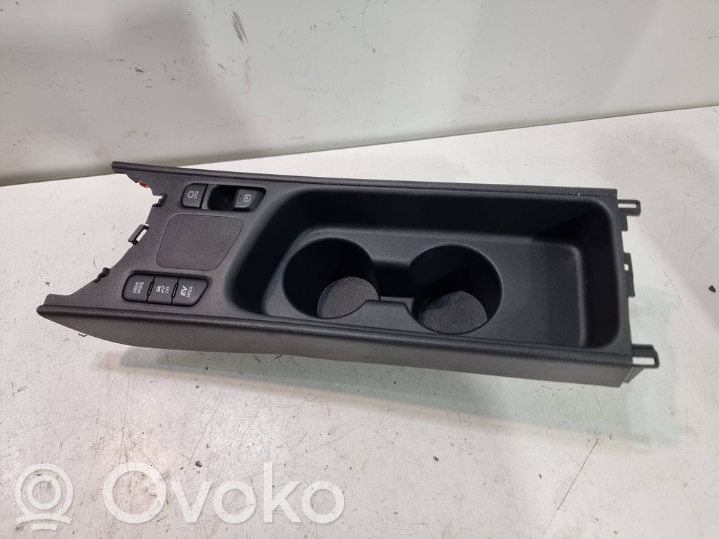 Toyota Yaris Cross Becherhalter Getränkehalter Cupholder 