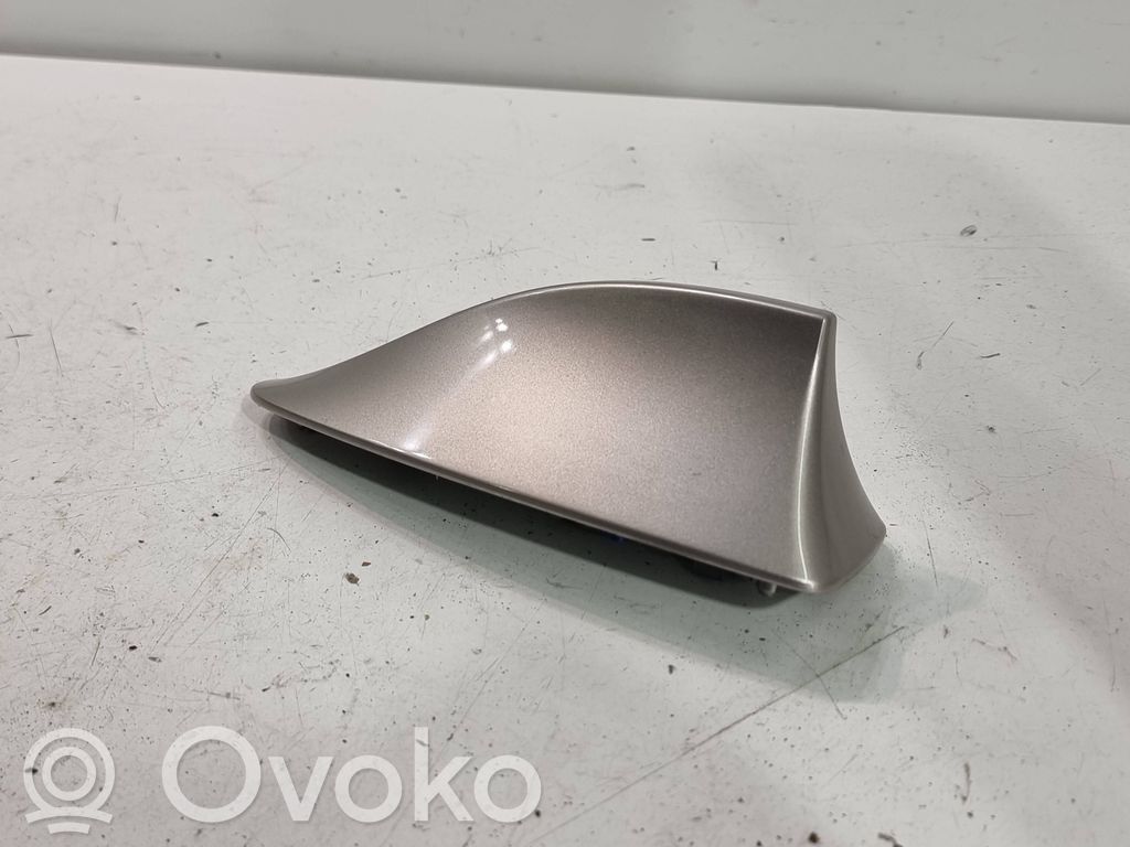 BMW 7 F01 F02 F03 F04 Antena GPS 