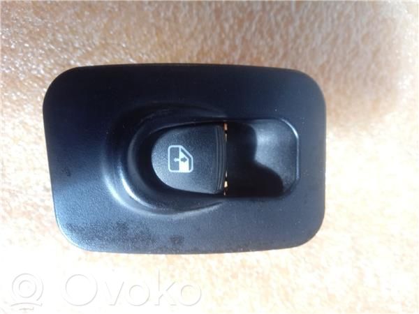 Electric window control switch   735360607