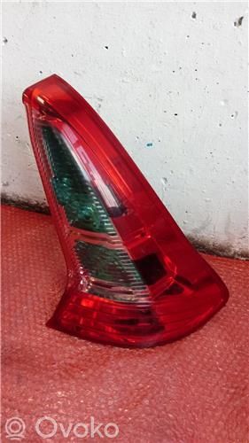 Lámpara de faros/luces traseros