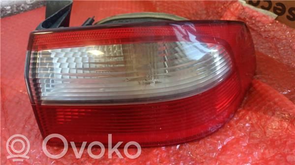 Lámpara de faros/luces traseros