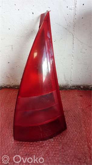 Lámpara de faros/luces traseros