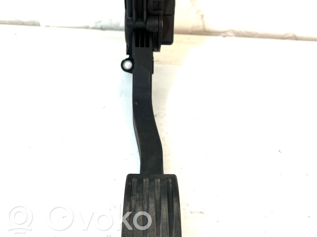 Accelerator throttle pedal   3M519F836AF,00864110