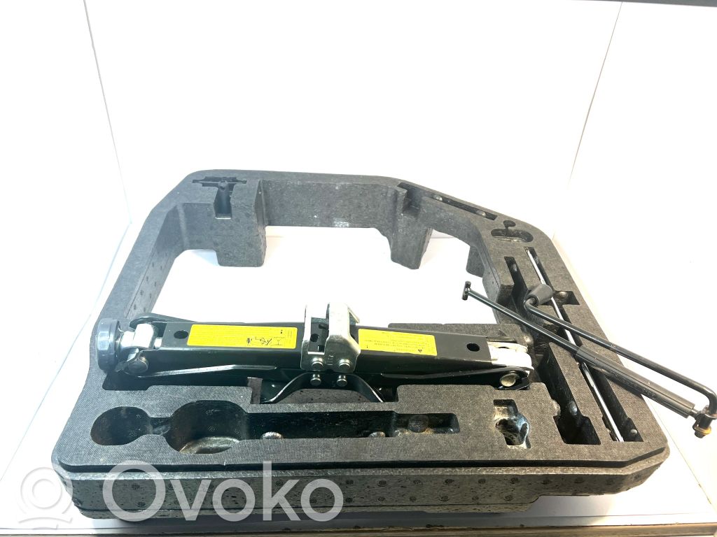 Työkalusarja   8K0011031G,8T0012109D