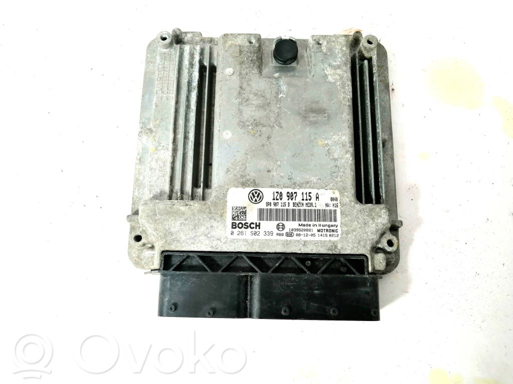 Skoda Octavia Mk2 (1Z) Engine control unit/module 