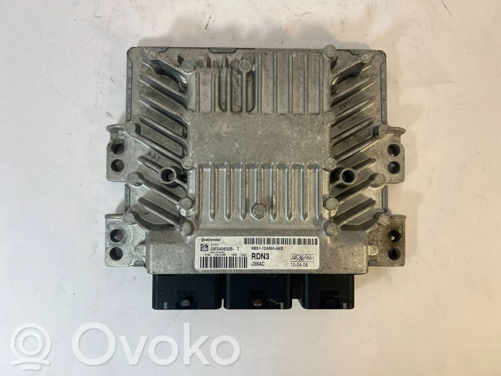 Ford Focus C-MAX Engine control unit/module 