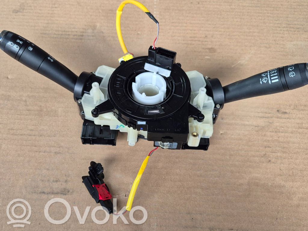 Wiper control stalk   120045869