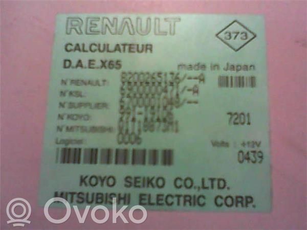 Renault Clio III Sterownik / Moduł ECU 