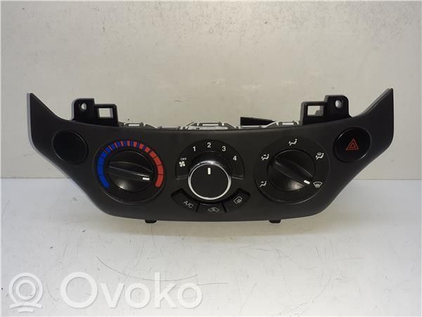 Chevrolet Aveo Modul unitate control aer condiționat 