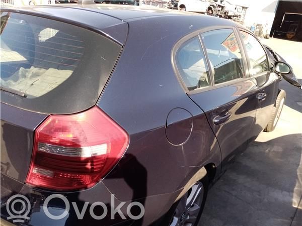 Aizmugurējās durvis   41527191018