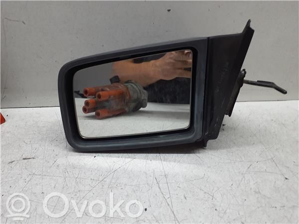 Opel Kadett E Espejo lateral eléctrico de la puerta delantera 