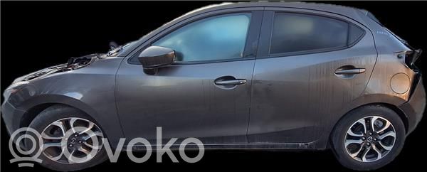 Priekinės durys   DBY05902XE