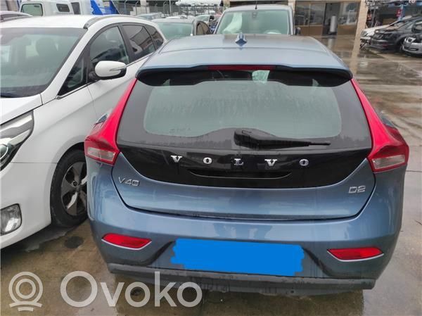 Volvo V40 Bamperis 
