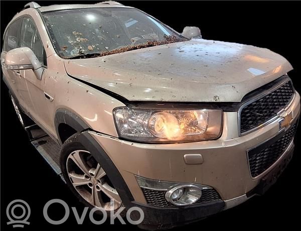 Chevrolet Captiva Sparnas 