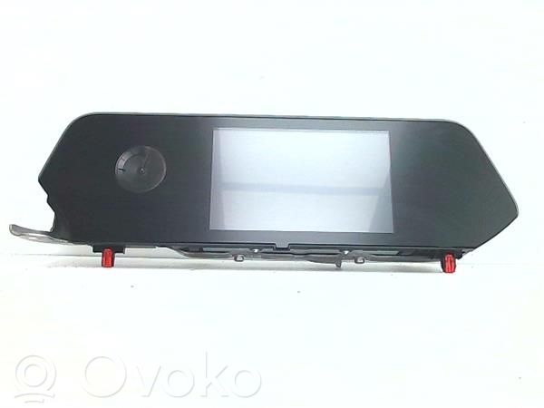 Lexus UX Head up display screen 