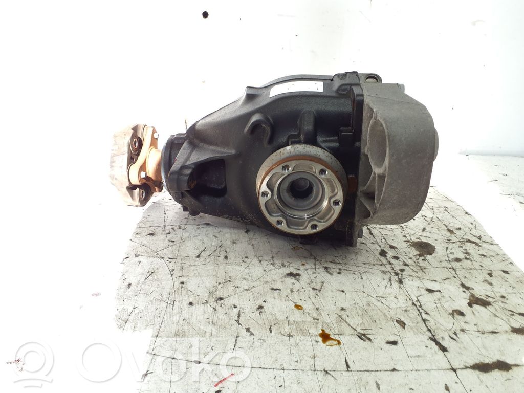 Rear differential   33107591022