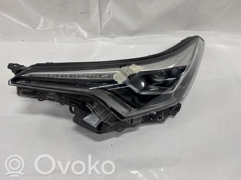 Toyota C-HR I Lampa przednia 