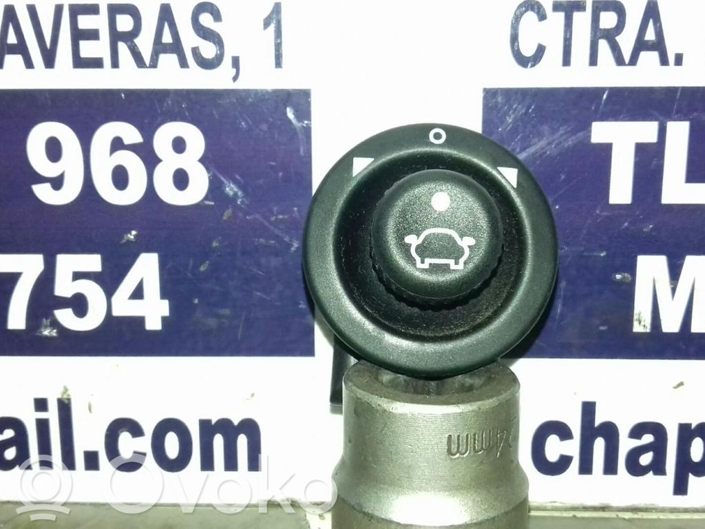 Ford Fiesta Wing mirror switch 