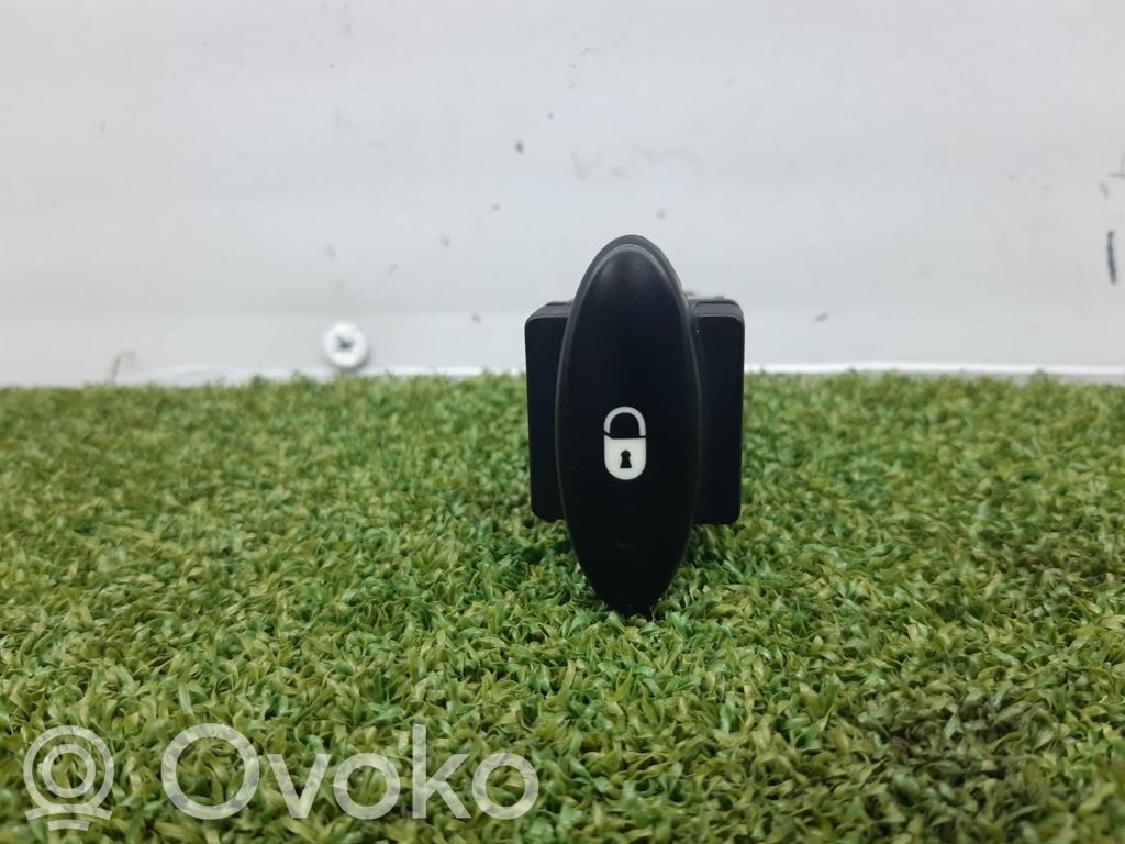 Central locking switch button   96326949XT