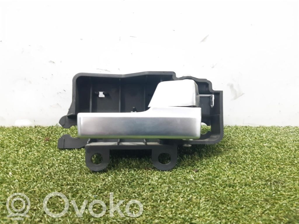 Manecilla interna puerta delantera   3M51R22600