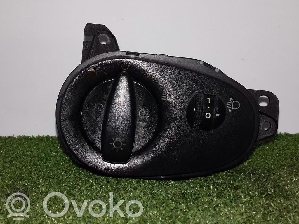 Light switch   2M5T13A024EA