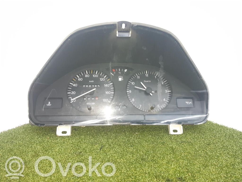 Peugeot 106 Vitezometru (grup de instrumente) 