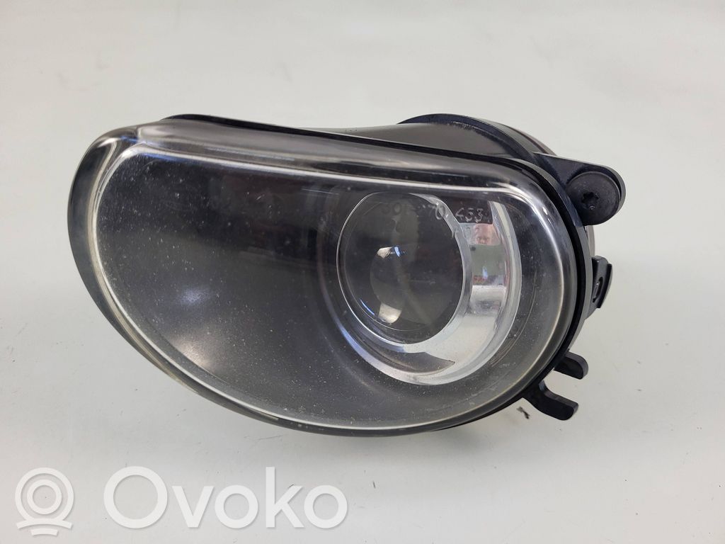 Miglas lukturis priekšā   4E0941699,27045500