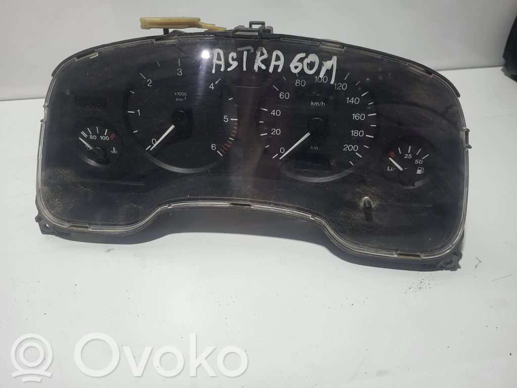Opel Astra G Spidometras (prietaisų skydelis) 