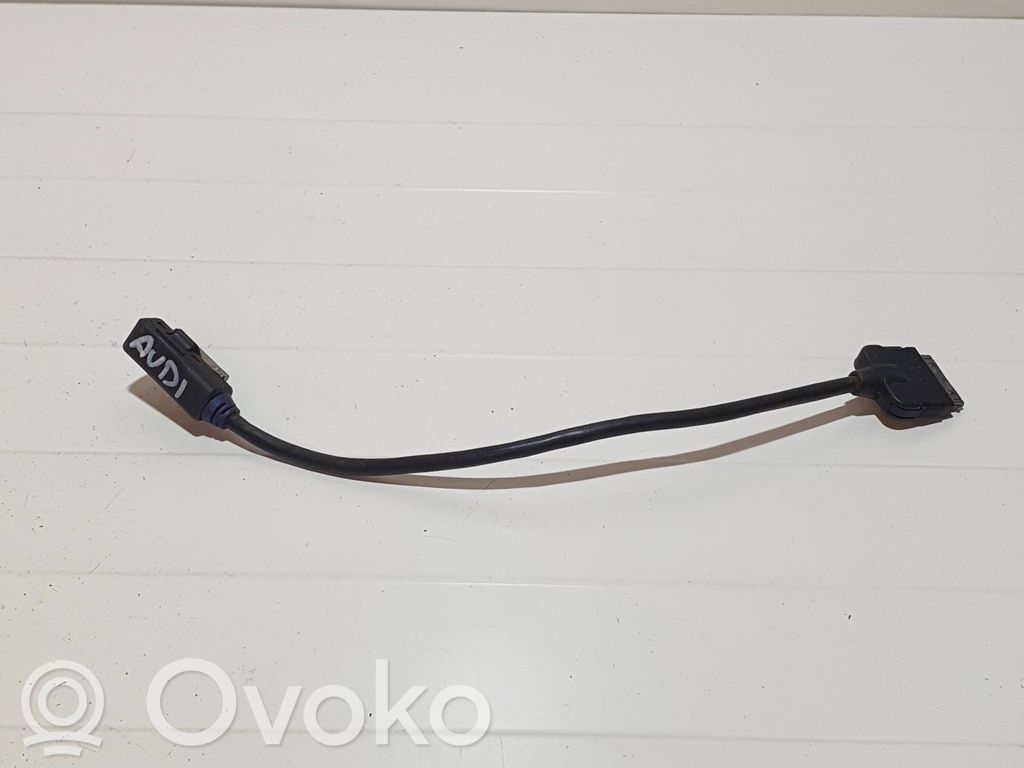 iPod connector socket   4F0051510K