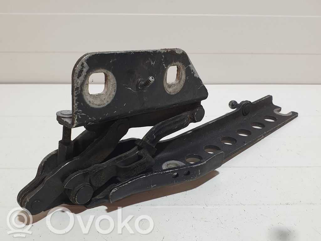 Engine bonnet/hood hinges   4E0823302E