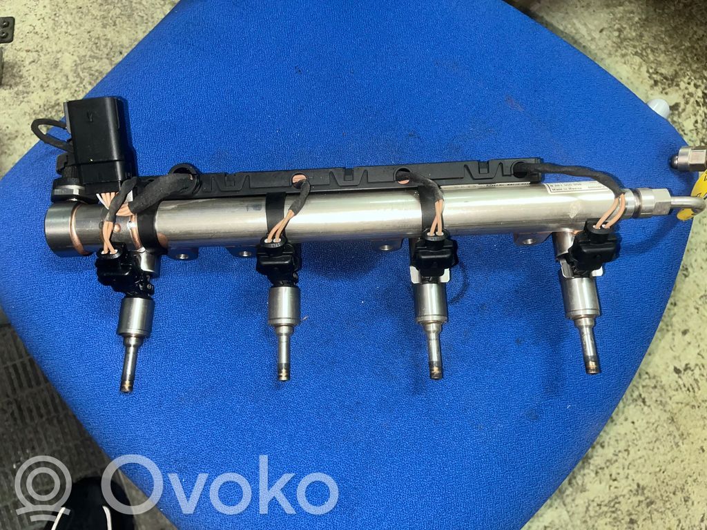 Opel Insignia A Listwa wtryskowa 