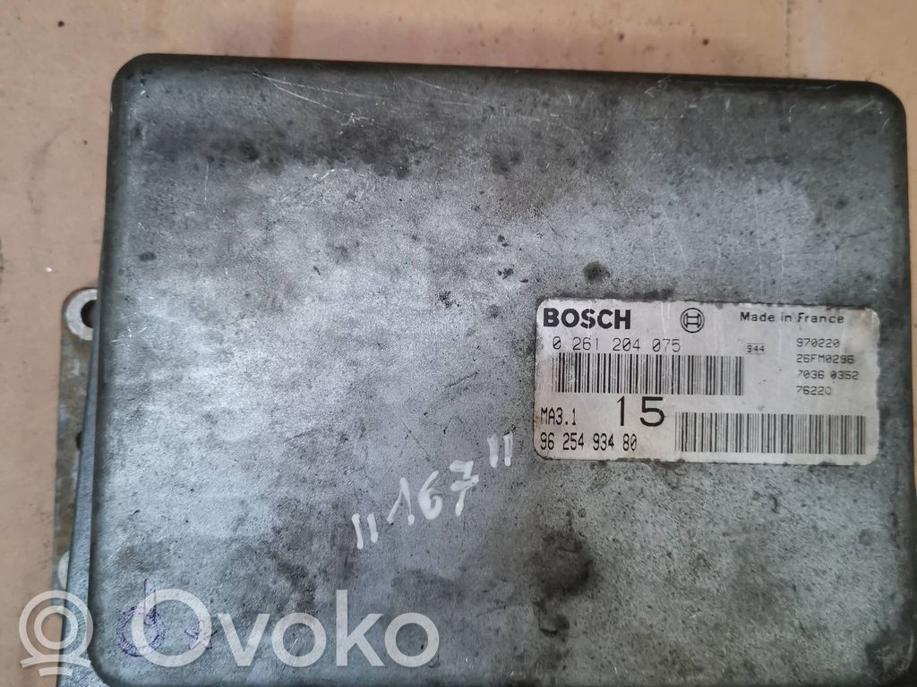 Citroen Berlingo Engine control unit/module 