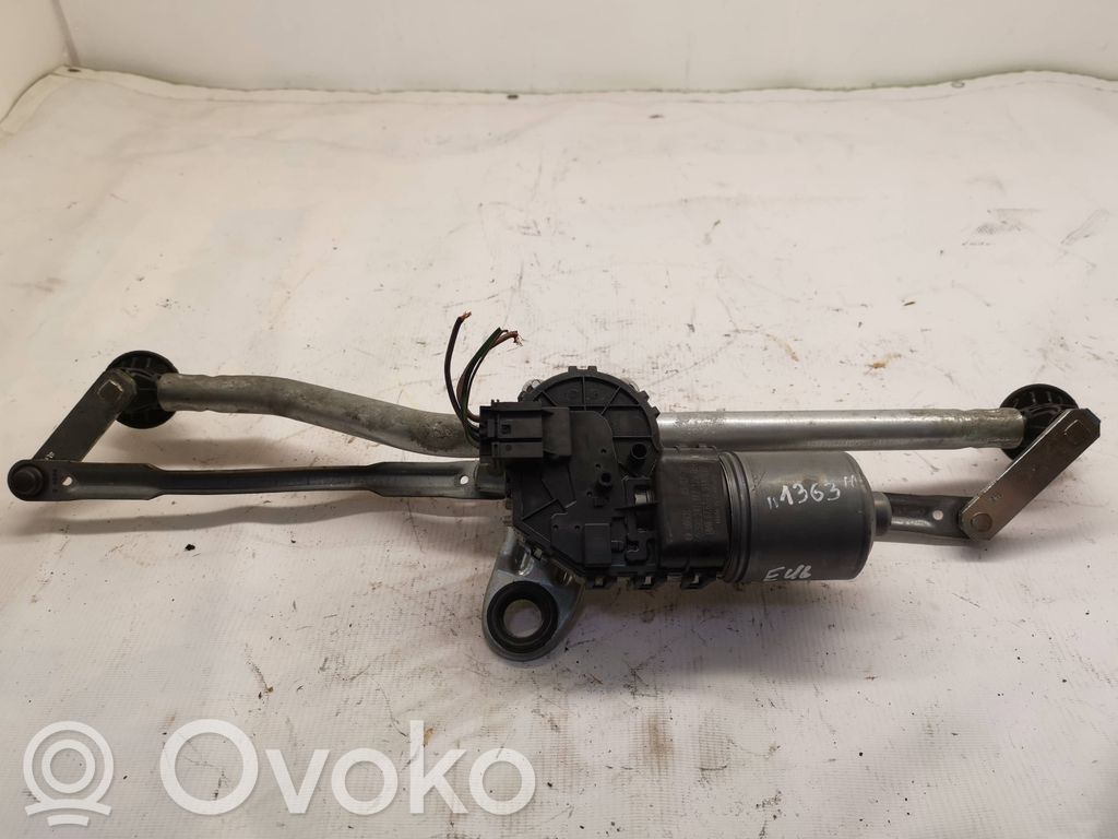 BMW 3 E46 Front wiper linkage and motor 