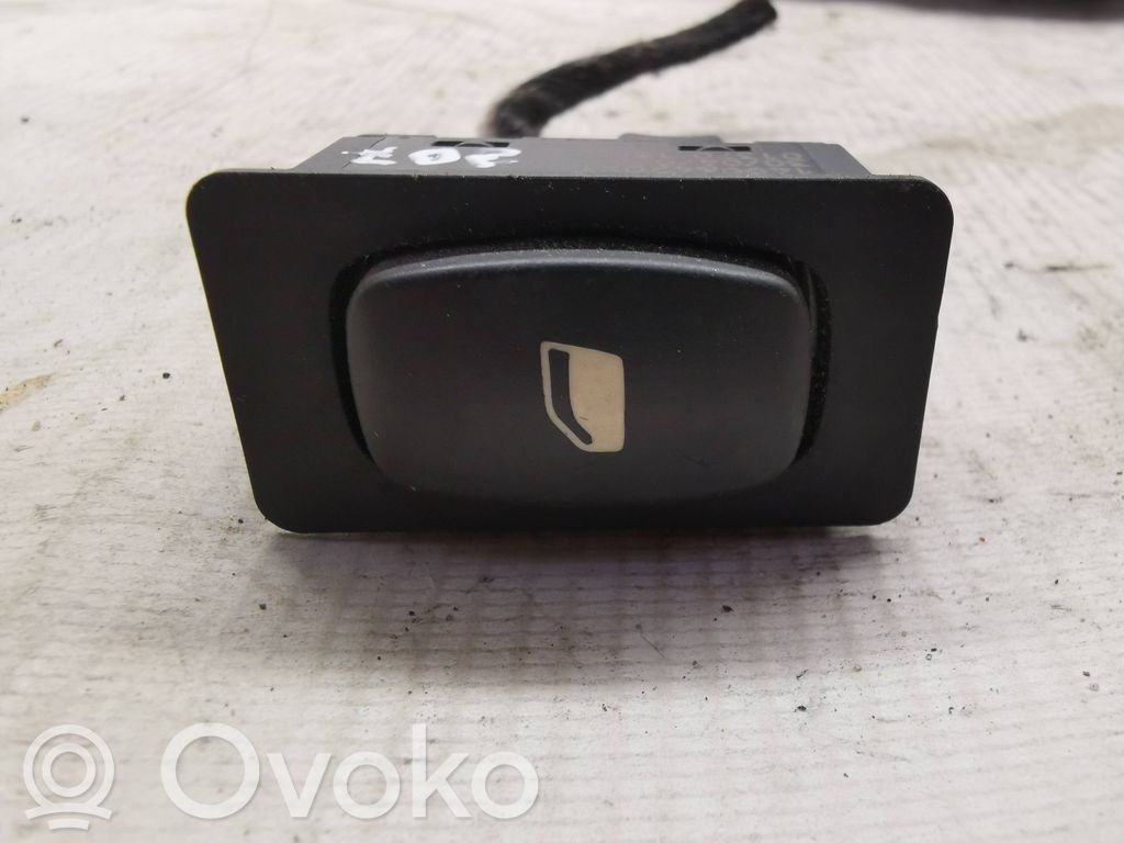 Peugeot 807 Electric window control switch 