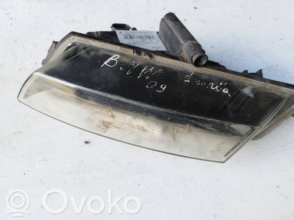 BMW 1 E81 E87 Miglas lukturis priekšā 