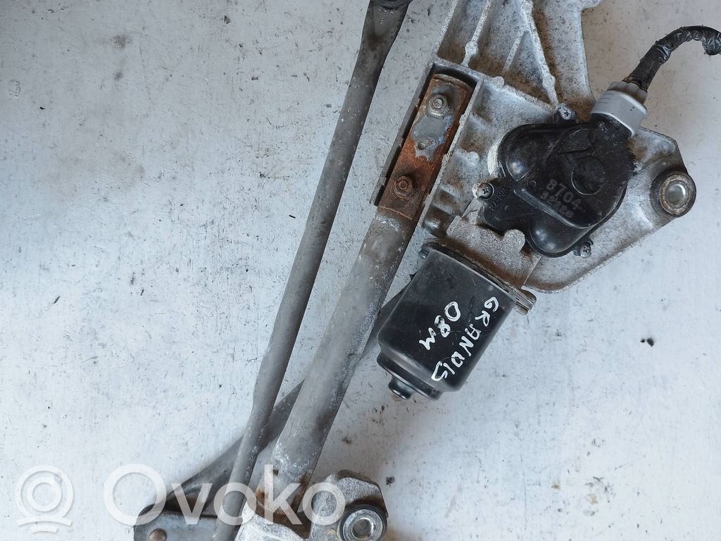 Mitsubishi Grandis Front wiper linkage and motor 