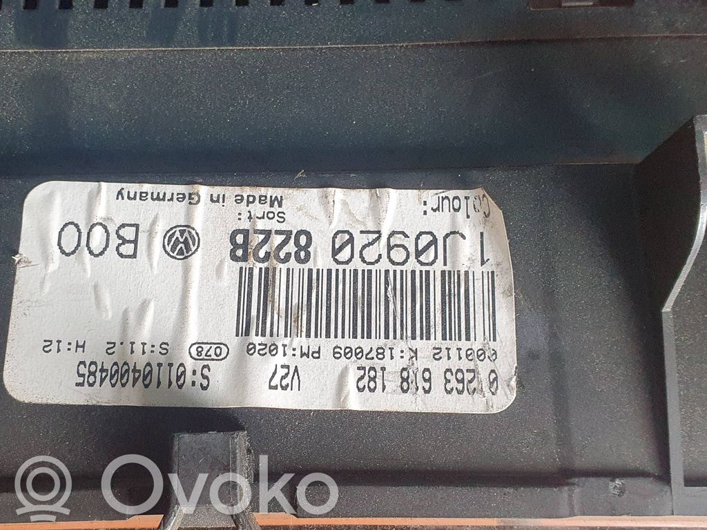 Volkswagen Golf IV Licznik / Prędkościomierz 