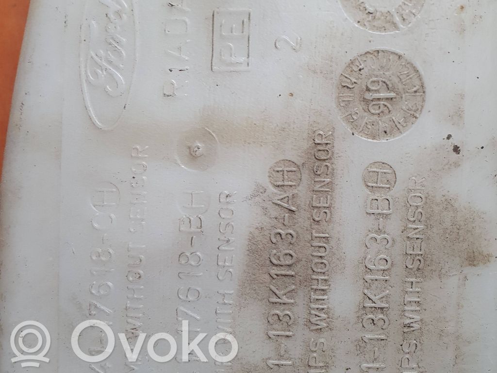 Ford Focus Logu šķidruma tvertne 