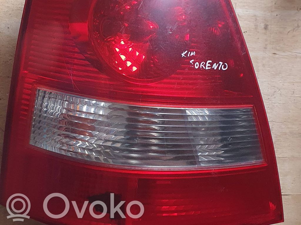 KIA Sorento Rear/tail lights 