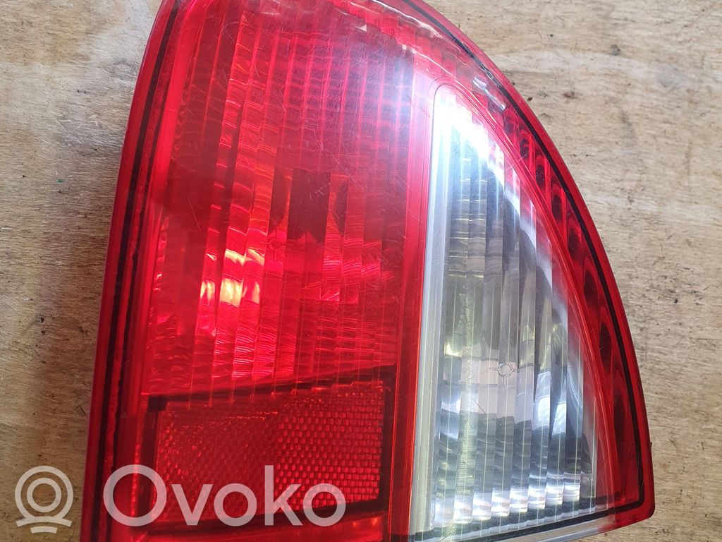 Seat Leon (1M) Galinis žibintas kėbule 
