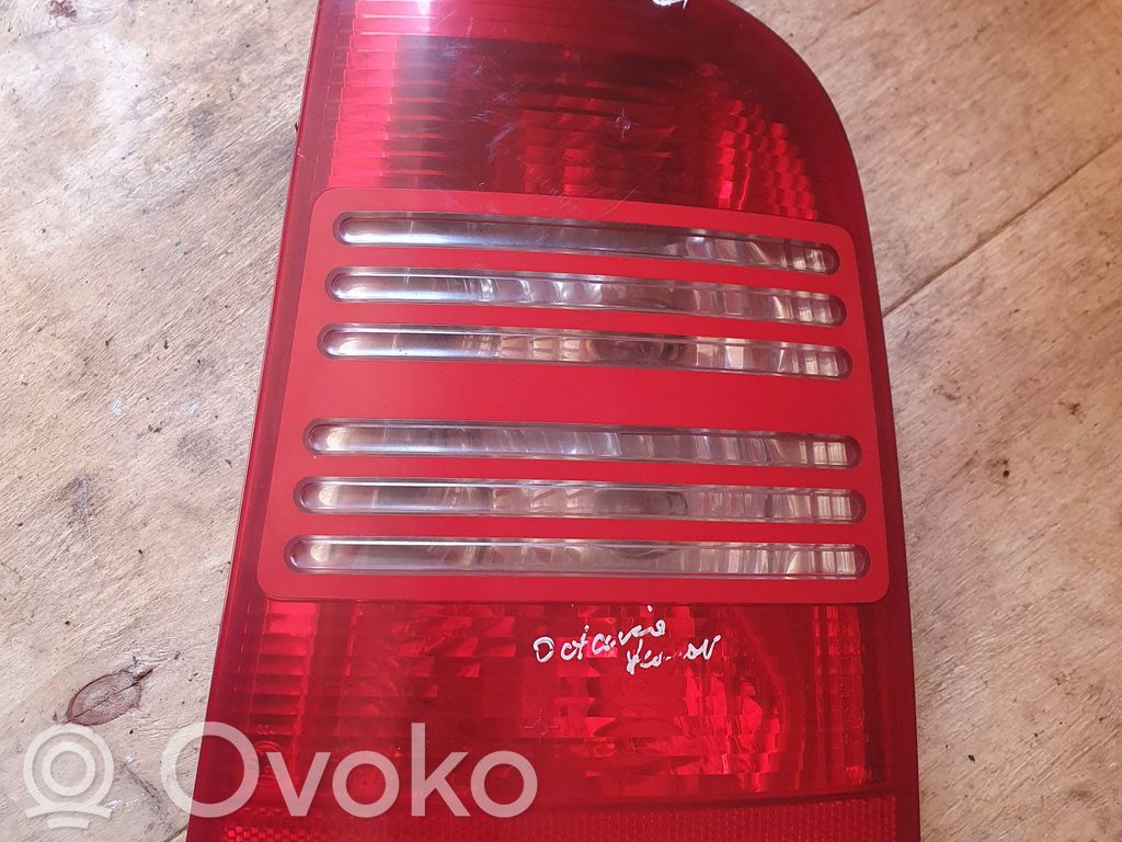 Skoda Octavia Mk1 (1U) Lampa tylna 