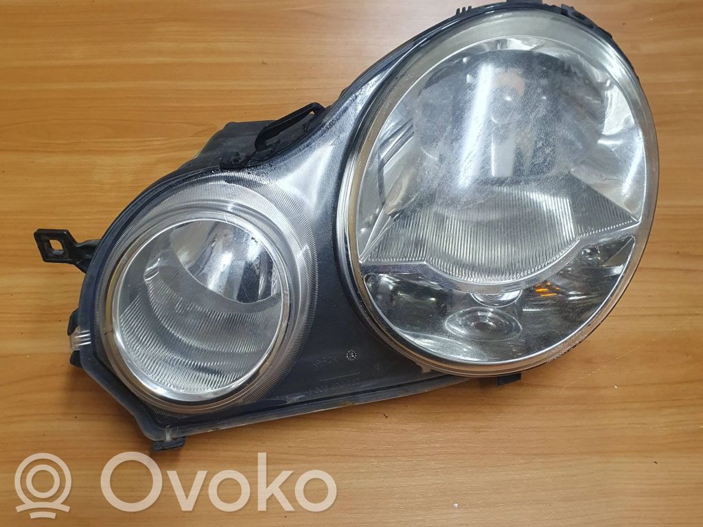 Volkswagen Polo Lampa przednia 