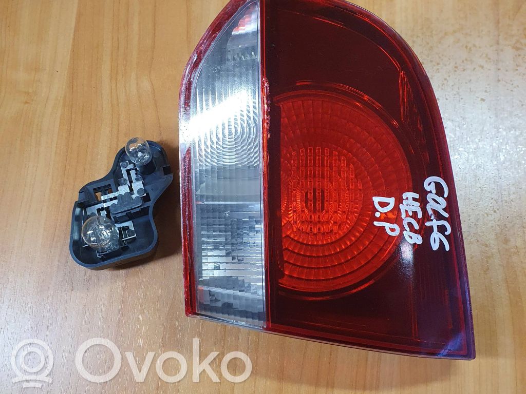 Volkswagen Golf VI Lampy tylnej klapy bagażnika 